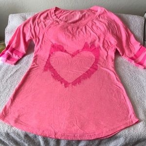 Sleep Ware with a pink heart and 3/4 sleeve